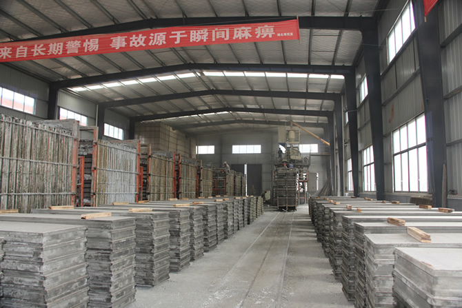 湖北輕質(zhì)隔墻板價格，湖北輕質(zhì)隔墻板，武漢隔墻板價格，武漢輕質(zhì)隔墻板設(shè)備，湖北輕質(zhì)隔墻